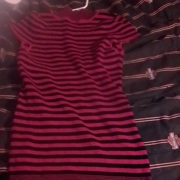 Sweater - Picture 2 of 4